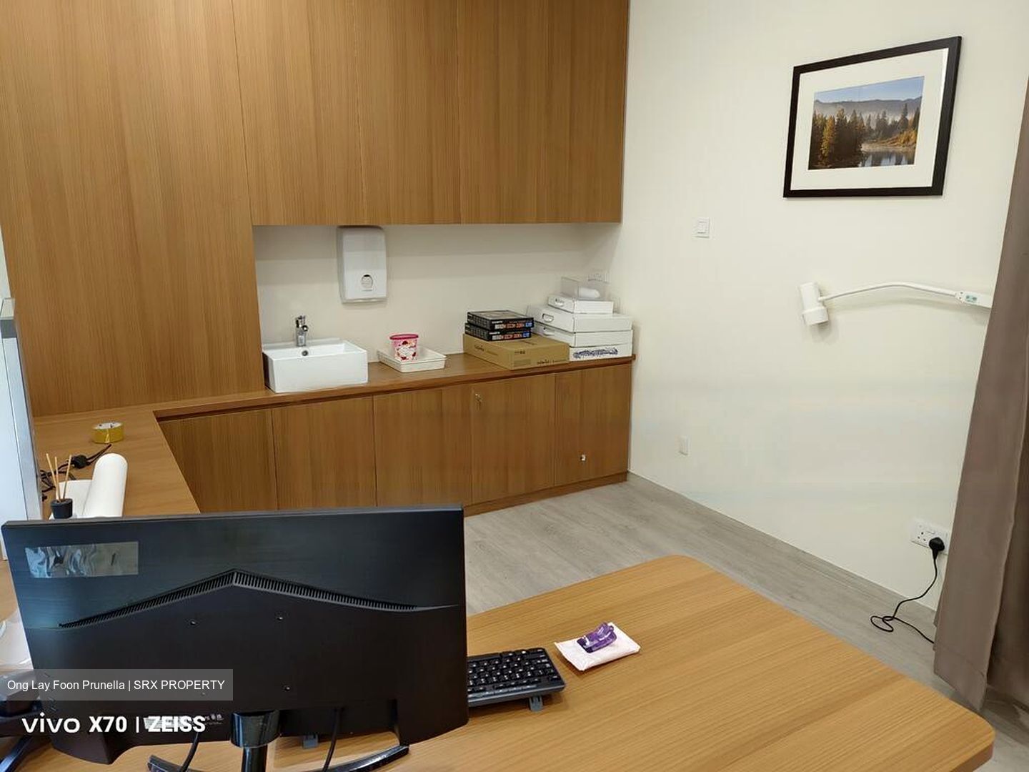 Mount Elizabeth Novena Hospital (D12), Retail #594030711